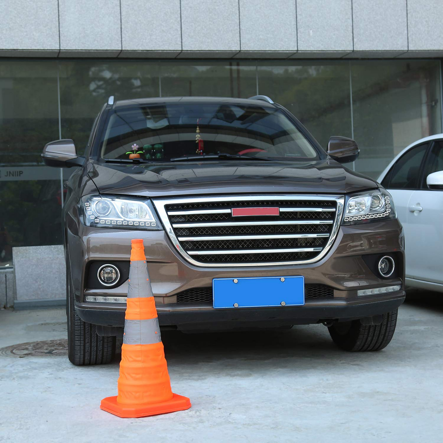 3PCS-Safety Cones Traffic Cones, 17.7"*9.6" Foldable Pop-Up Road Cone with High Visibility Reflective Strips Weatherproof, Orange Waterproof Fabric & Plastic Base, for Vehicle Emergency Parking Control