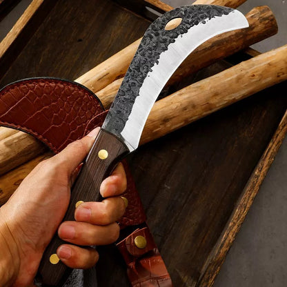 Serrated Grass Sickle  , Gardening/Landscaping Hand Sickle with Grip，Hand Scythe for Manual Harvesting and Weed Clearing
