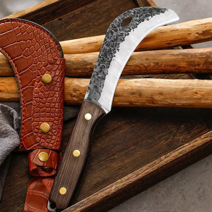 Serrated Grass Sickle  , Gardening/Landscaping Hand Sickle with Grip，Hand Scythe for Manual Harvesting and Weed Clearing