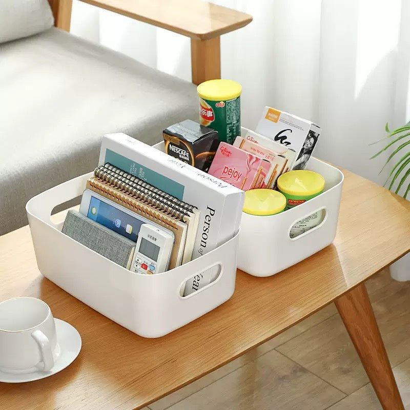 5 Pack Plastic Storage Bins, White Storage Containers for  Pantry Organizer and Storage,Perfect for Kitchen,Fridge,Cabinet, Closet,Bathroom Organization